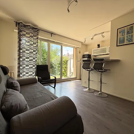 公寓 T2 A 2 Min De La Mer, Avec Jardin Prive Et Cloture, Parking, A Proximite Du Centre-ville 卡布尔