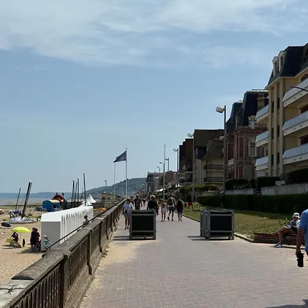 公寓 T2 A 2 Min De La Mer, Avec Jardin Prive Et Cloture, Parking, A Proximite Du Centre-ville 卡布尔