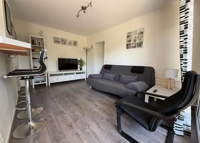 Appartamento T2 à 2 Min De La Mer, Avec Jardin Privé Et Clôturé, Parking, à Proximité Du Centre-ville Cabourg